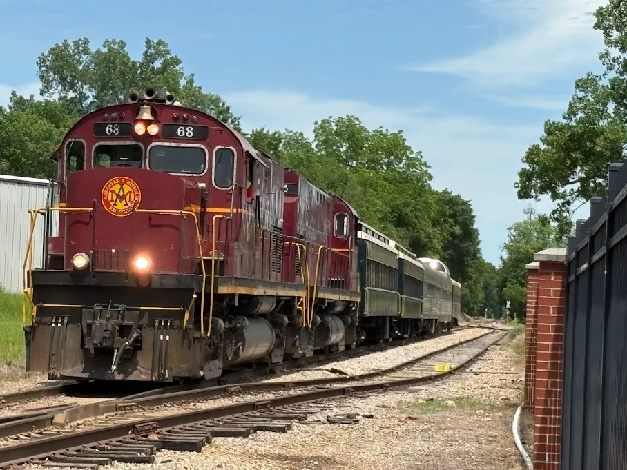 Arkansas & Missouri Railroad Excursions