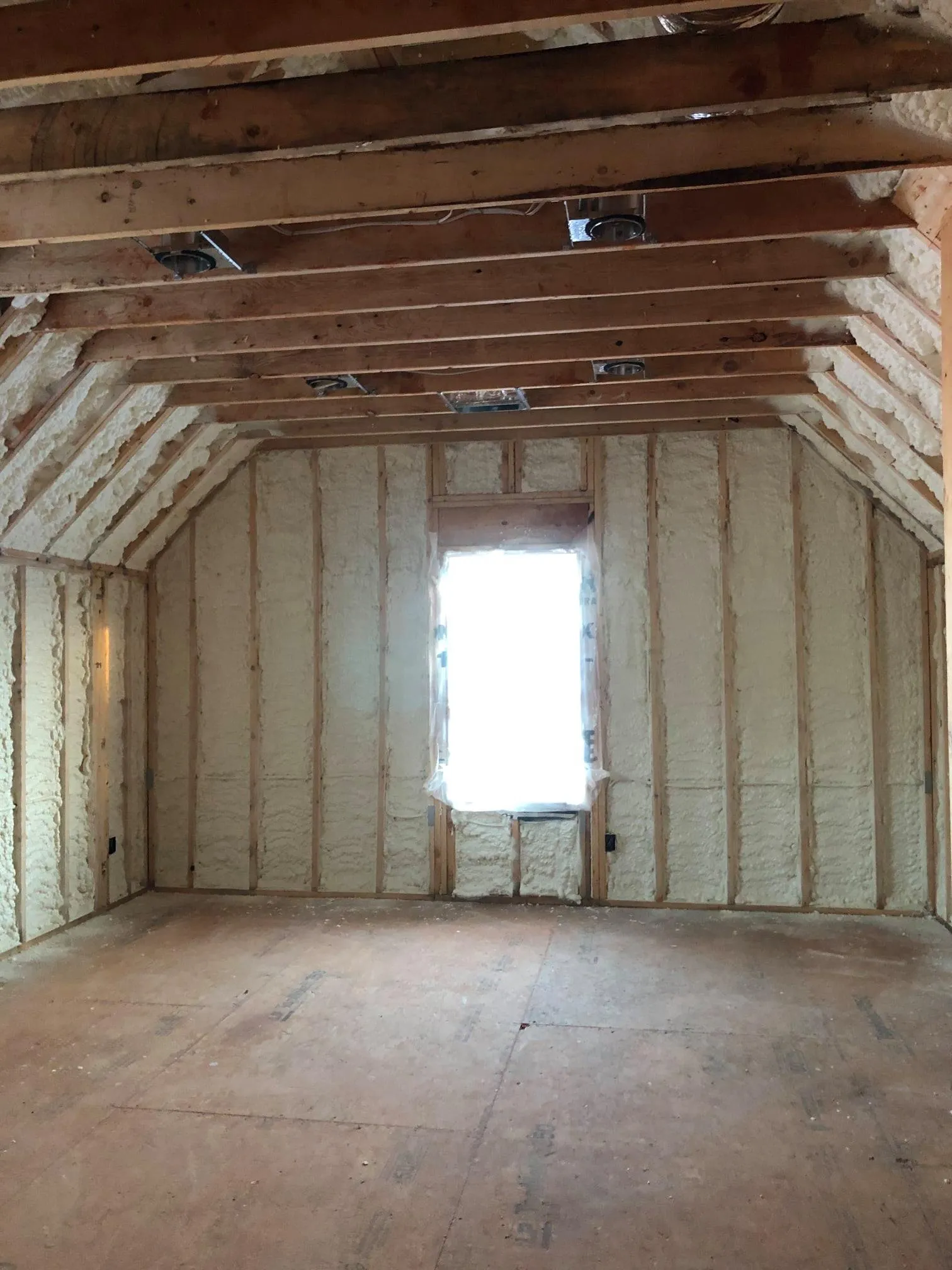 Spray foam insulation services